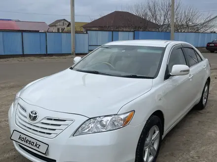 Toyota Camry 2006 года за 4 000 000 тг. в Атырау – фото 3