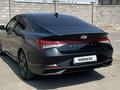 Hyundai Elantra 2022 года за 9 500 000 тг. в Алматы – фото 13