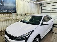 Kia Rio 2021 года за 7 800 000 тг. в Астана