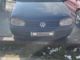 Volkswagen Golf 2002 годаfor2 700 000 тг. в Шымкент