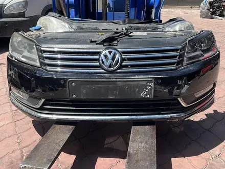 Передняя часть VW Passat B7 за 900 000 тг. в Алматы