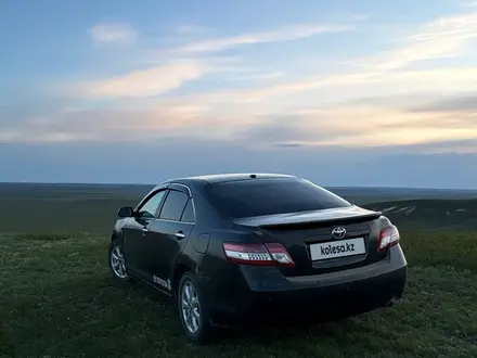 Toyota Camry 2011 года за 6 000 000 тг. в Уральск – фото 3