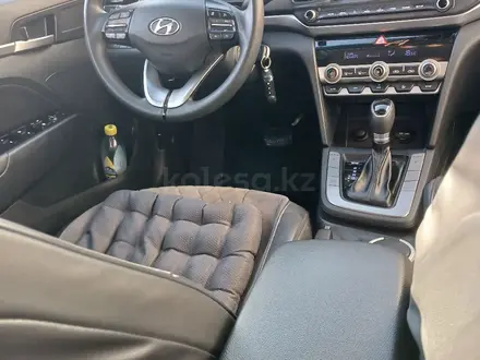 Hyundai Elantra 2019 года за 9 000 000 тг. в Кокшетау – фото 11