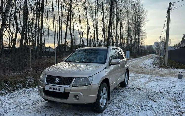 Suzuki Grand Vitara 2011 годаүшін7 500 000 тг. в Уральск