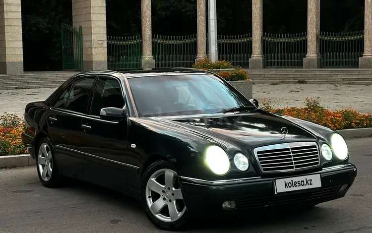 Mercedes-Benz E 320 1998 года за 3 800 000 тг. в Тараз