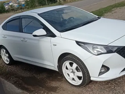 Hyundai Accent 2020 года за 6 000 000 тг. в Кокшетау – фото 3