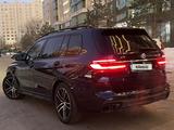 BMW X7 2022 годаfor77 000 000 тг. в Астана – фото 3