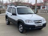 Chevrolet Niva 2014 года за 2 800 000 тг. в Атырау – фото 5