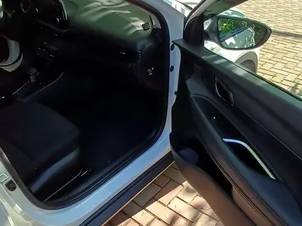 Hyundai Bayon 2023 года за 7 800 000 тг. в Алматы – фото 23
