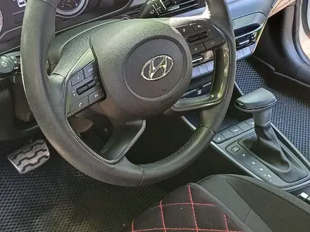 Hyundai Bayon 2023 года за 7 800 000 тг. в Алматы – фото 29