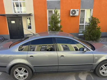 Volkswagen Passat 2002 года за 2 100 000 тг. в Алматы – фото 3