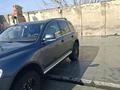 Volkswagen Touareg 2004 года за 4 300 000 тг. в Шымкент – фото 3
