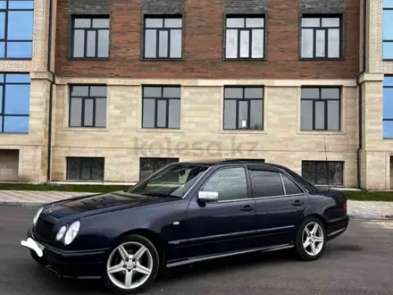 Mercedes-Benz E 230 1997 года за 2 800 000 тг. в Темиртау – фото 3