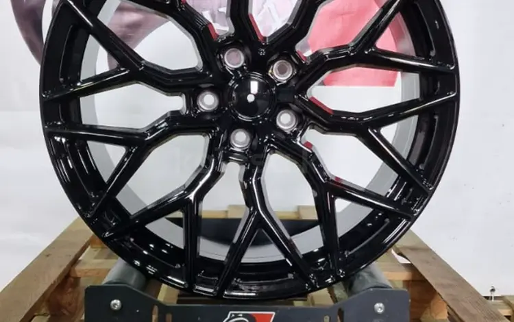 RT Wheels R20x8.5/10 ET30/40 5x112 D66.6 за 420 000 тг. в Алматы