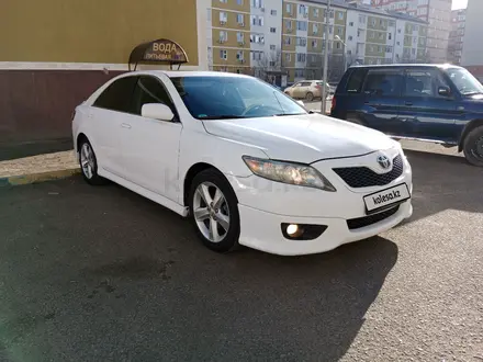 Toyota Camry 2011 года за 4 800 000 тг. в Атырау