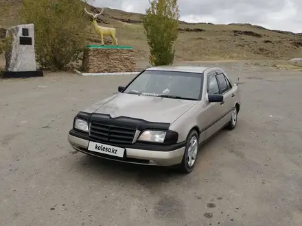 Mercedes-Benz C 220 1994 года за 1 450 000 тг. в Усть-Каменогорск