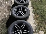Зимний шины 205/65/16 за 250 000 тг. в Атырау
