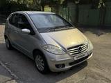 Mercedes-Benz A 200 2006 годаfor3 000 000 тг. в Караганда