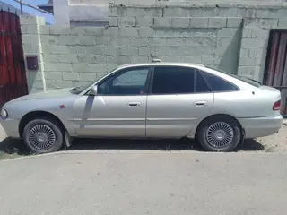 Mitsubishi Galant