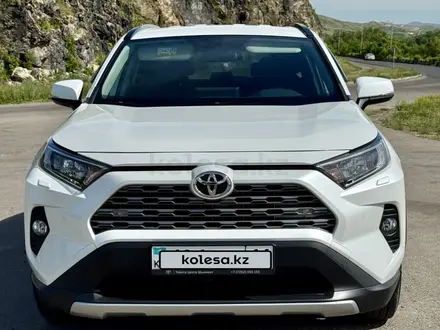Toyota RAV4 2020 года за 14 400 000 тг. в Усть-Каменогорск – фото 3