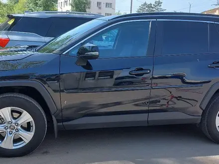 Toyota RAV4 2021 года за 17 500 000 тг. в Павлодар – фото 5