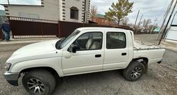 Toyota Hilux 2004 года за 6 200 000 тг. в Актобе – фото 2