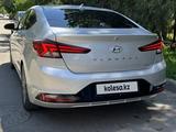 Hyundai Elantra 2019 года за 9 200 000 тг. в Алматы – фото 2