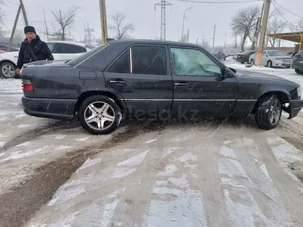 Mercedes-Benz E 280 1995 года за 2 800 000 тг. в Туркестан – фото 10