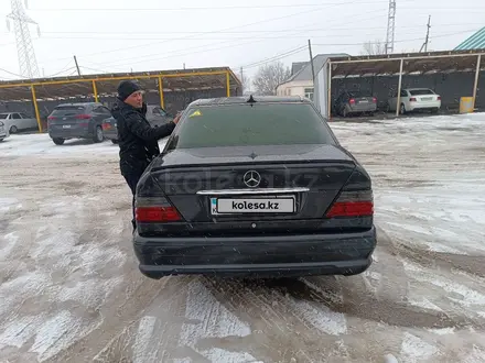 Mercedes-Benz E 280 1995 года за 2 800 000 тг. в Туркестан – фото 9