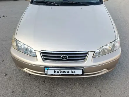 Toyota Camry 2000 года за 3 900 000 тг. в Туркестан – фото 3