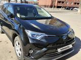 Toyota RAV4 2016 года за 17 400 000 тг. в Павлодар – фото 2