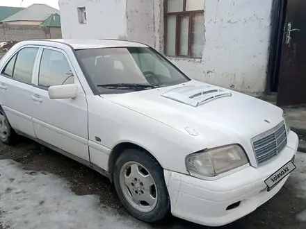 Mercedes-Benz C 200 1995 года за 870 000 тг. в Шымкент – фото 2