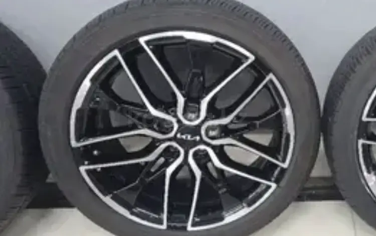 Зимние шины Arivo 245/40 R19 за 160 000 тг. в Астана