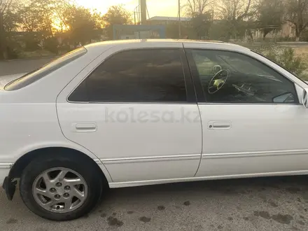 Toyota Camry 1998 года за 3 100 000 тг. в Тараз – фото 10