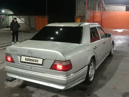 Mercedes-Benz E 280 1993 годаүшін2 200 000 тг. в Шымкент – фото 3