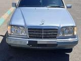 Mercedes-Benz E 280 1993 годаүшін2 250 000 тг. в Шымкент