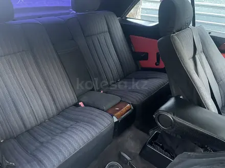 Mercedes-Benz E 200 1993 года за 1 900 000 тг. в Костанай – фото 6