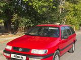 Volkswagen Passat 1994 года за 1 800 000 тг. в Шымкент – фото 4