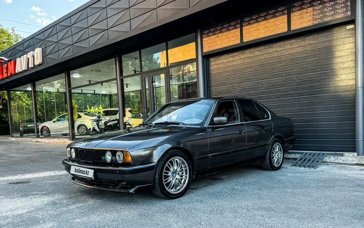 BMW 525 1989 года за 1 350 000 тг. в Шымкент