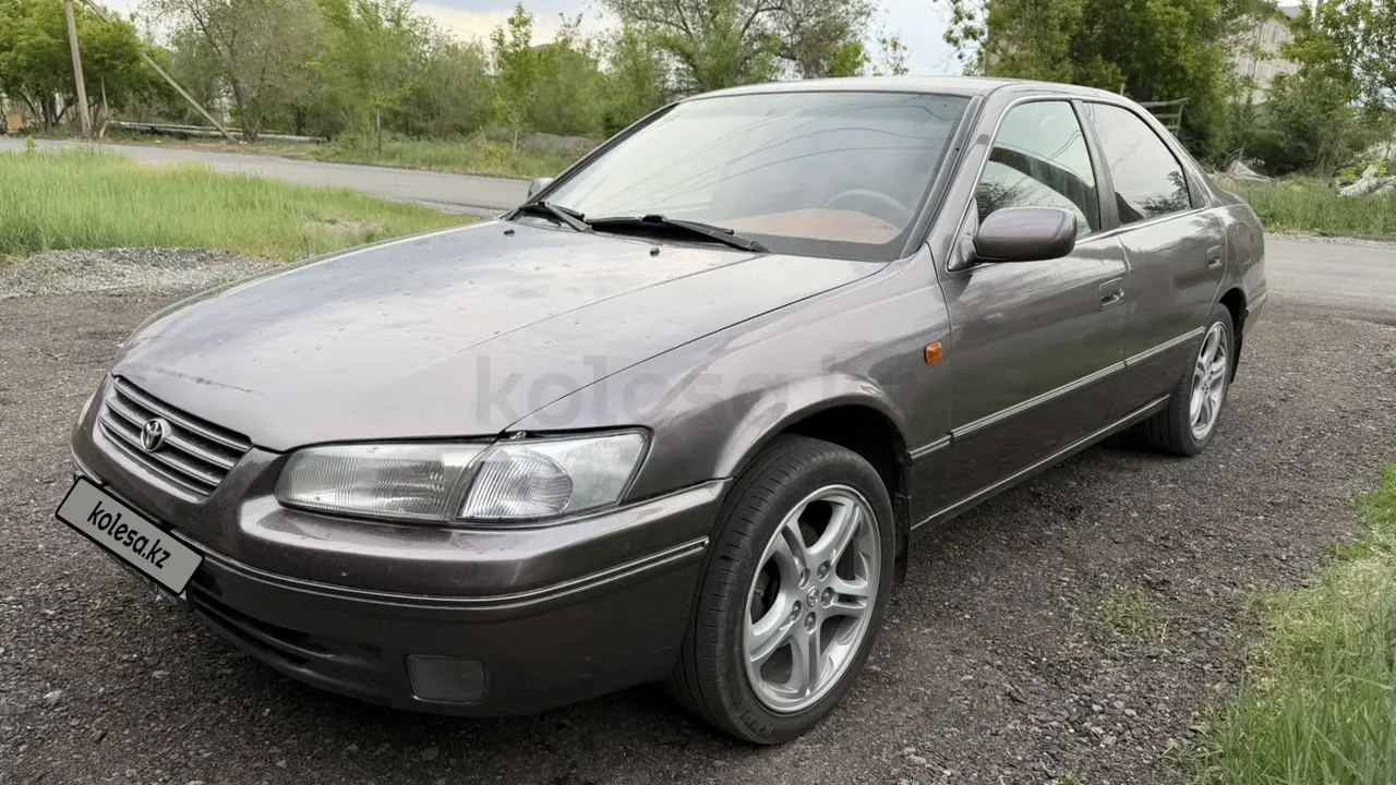 Toyota Camry, 1997