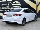 Hyundai Elantra 2018 годаfor8 050 000 тг. в Атырау – фото 5