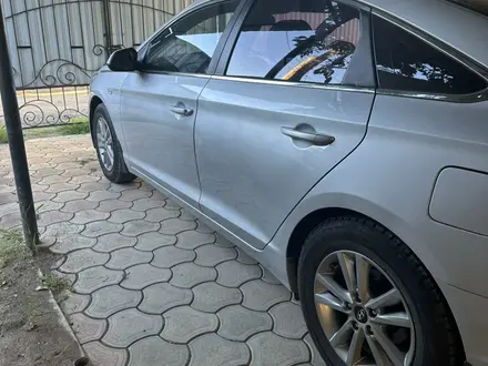 Hyundai Sonata 2014 года за 4 000 000 тг. в Уральск – фото 4