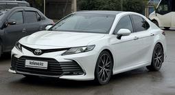 Toyota Camry 2023 годаүшін15 000 000 тг. в Уральск – фото 2
