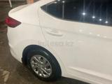 Hyundai Elantra 2018 года за 7 750 000 тг. в Шымкент – фото 4