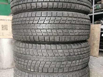 Резина 225/65 r17 Dunlop из Японии за 130 000 тг. в Алматы