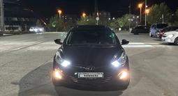 Hyundai Elantra 2014 годаүшін4 800 000 тг. в Караганда – фото 2