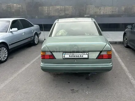 Mercedes-Benz E 230 1991 года за 1 000 000 тг. в Алматы – фото 3