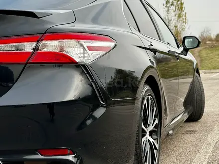 Toyota Camry 2020 года за 12 500 000 тг. в Алматы – фото 6