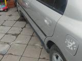 Mitsubishi Carisma 1998 года за 650 000 тг. в Алматы – фото 4