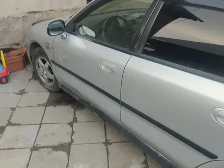 Mitsubishi Carisma 1998 года за 650 000 тг. в Алматы – фото 6